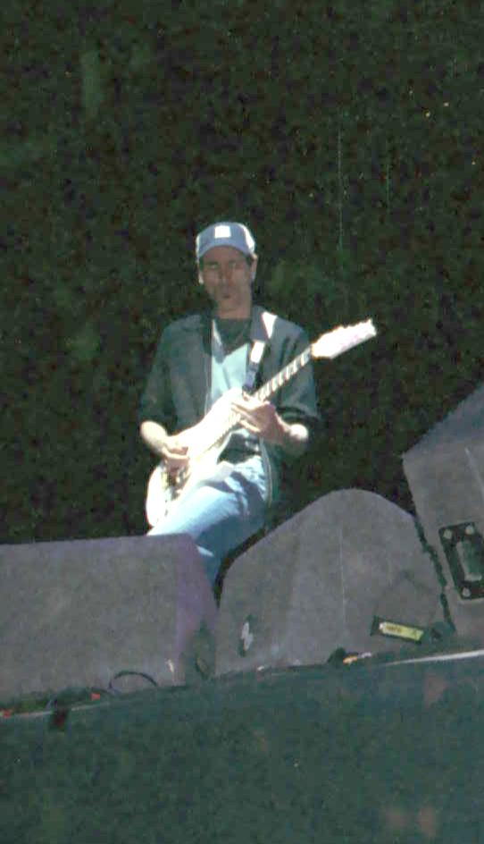 spgm/gal/Zappa plays Zappa/ZPZ11-2AMS.JPG